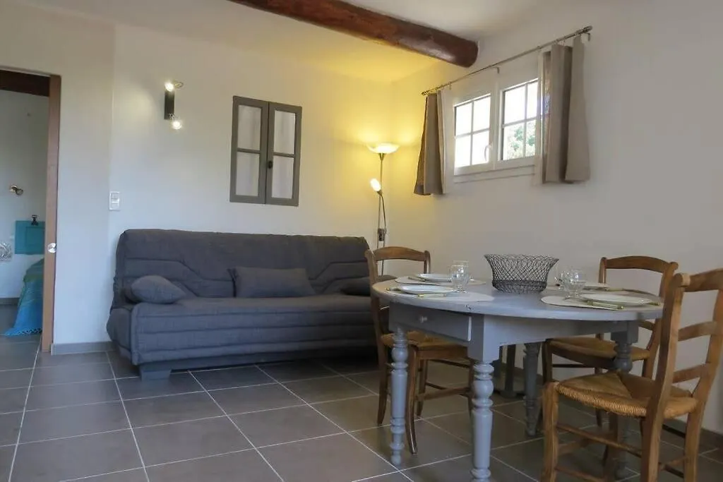 Holiday home Les Tarraiettes Au Pied Du Luberon Villa Lourmarin